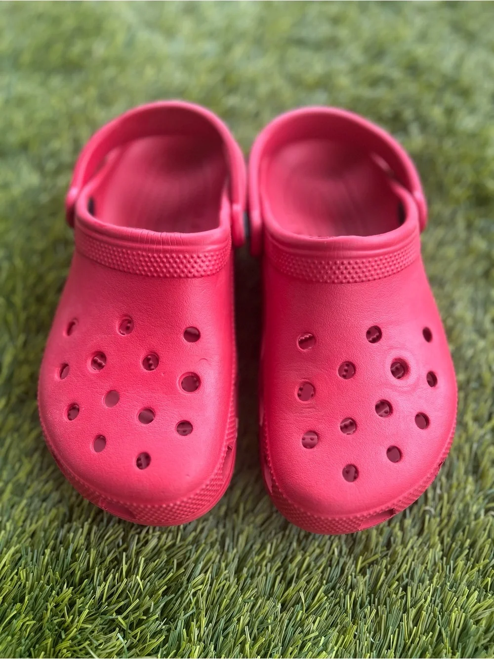 CROCS Kids Classic Clog in Red